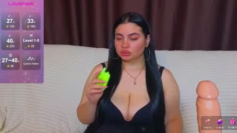 Snapshot of nikki_kardashian chatting on February 26, 2025, 1:53 am Nikki Kardashian online show from February 26, 2025, 1:53 am