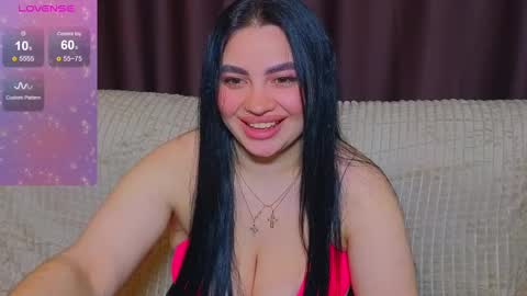 Snapshot of nikki_kardashian chatting on March 7, 2025, 10:32 pm Nikki Kardashian online show from March 7, 2025, 10:32 pm