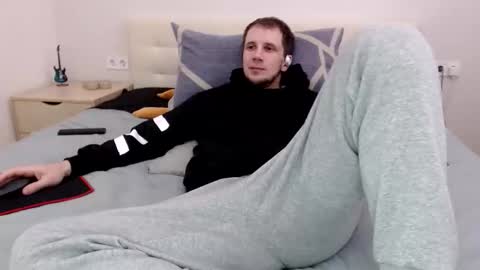 Nick online show from February 8, 2026, 7:01 am