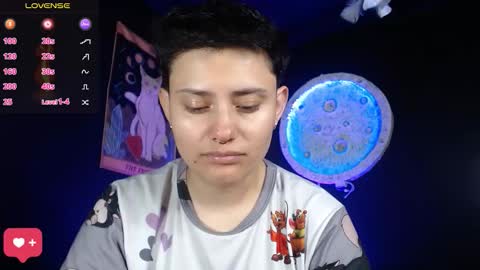 Nikky online show from December 16, 2025, 1:49 pm