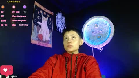 Nikky online show from December 17, 2025, 1:06 pm