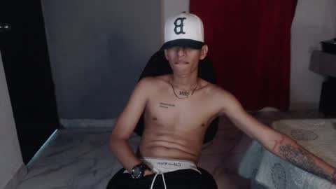 Snapshot of niklaus_wolf chatting on September 27, 2025, 2:38 am niklaus_wolf online show from September 27, 2025, 2:38 am