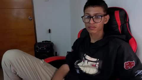 niklaus_wolf online show from March 2, 2026, 2:03 am