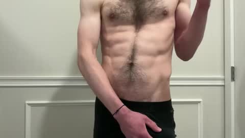 niko9inches online show from March 19, 2026, 6:56 pm