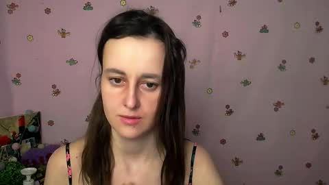 Nikolleta online show from December 5, 2025, 9:18 am