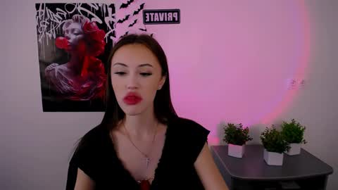 Snapshot of nikonara_ chatting on February 16, 2025, 11:59 am nikonara_ online show from February 16, 2025, 11:59 am