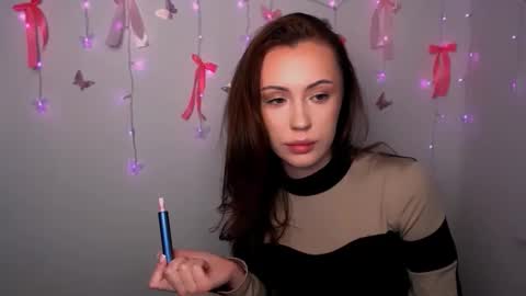 nikonara_ online show from February 13, 2026, 3:08 pm