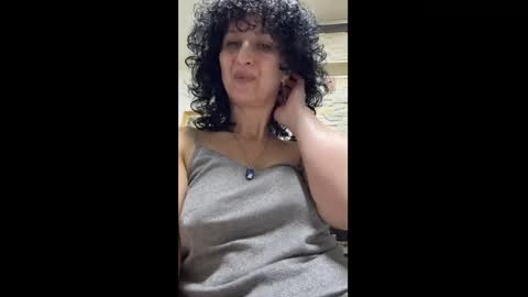 nikol online show from April 5, 2026, 6:38 pm