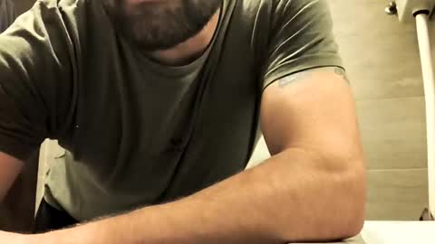 Snapshot of niks1412985 chatting on October 27, 2025, 1:20 am Niks online show from October 27, 2025, 1:20 am