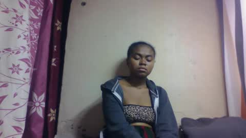 nilah online show from October 16, 2025, 7:37 pm