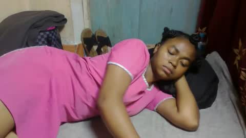 nilah online show from April 11, 2026, 1:26 pm