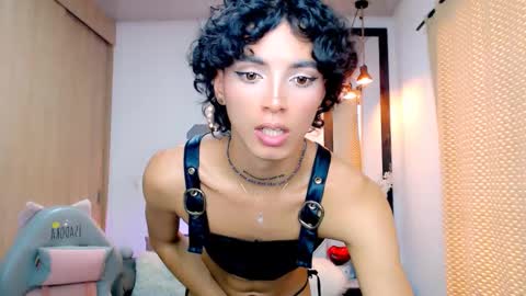 Nilam online show from March 8, 2025, 9:51 pm