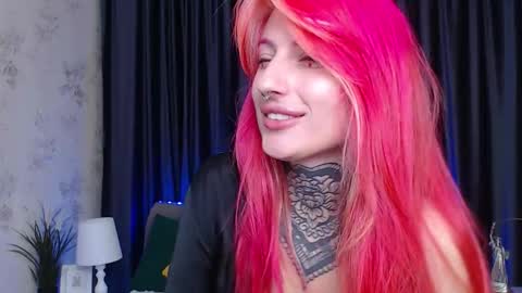Snapshot of nina_b1um chatting on October 2, 2025, 5:58 am Nina online show from October 2, 2025, 5:58 am