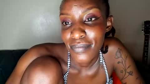 nina_bambi online show from December 20, 2025, 8:38 pm