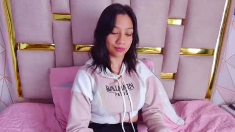 Nina Carther online show from March 30, 2026, 3:02 pm