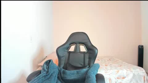  Nina  online show from February 11, 2026, 8:25 pm