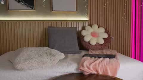 NINA online show from March 11, 2026, 12:44 pm