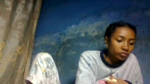 Snapshot of ninaeaa chatting on July 2, 2026, 7:14 am ninaeaa online show from July 2, 2026, 7:14 am