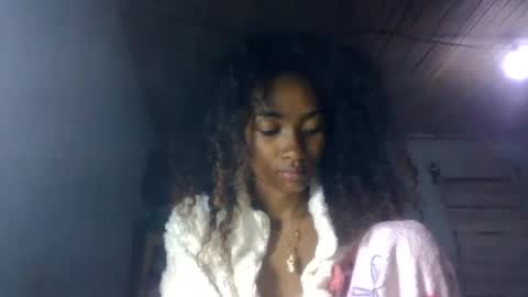Snapshot of ninaeaa chatting on July 14, 2026, 5:12 am ninaeaa online show from July 14, 2026, 5:12 am