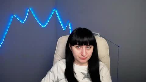 ninaflawlees online show from April 22, 2026, 6:16 am