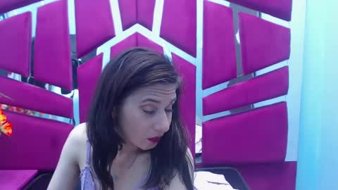 Nina online show from March 12, 2025, 3:02 am