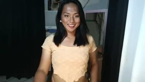 Nina online show from October 23, 2025, 1:38 am
