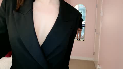 NinaOneil online show from February 22, 2025, 11:13 pm