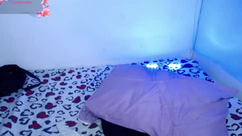 ninatinydoll1 online show from May 14, 2026, 12:34 pm