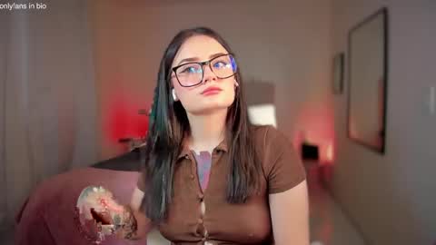 ninavolkov online show from March 4, 2025, 10:05 pm