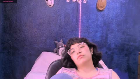 Snapshot of ninayellow chatting on January 22, 2025, 2:56 pm Nina online show from January 22, 2025, 2:56 pm