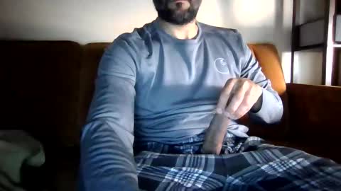 nineinchthicky online show from April 14, 2026, 1:28 pm