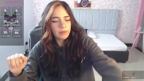 Snapshot of ninfa_ch chatting on December 11, 2024, 11:19 am Ninfa  online show from December 11, 2024, 11:19 am