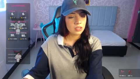 Snapshot of ninfa_ch chatting on January 7, 2025, 7:49 pm Ninfa  online show from January 7, 2025, 7:49 pm