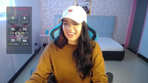 Snapshot of ninfa_ch chatting on January 9, 2025, 5:43 pm Ninfa  online show from January 9, 2025, 5:43 pm