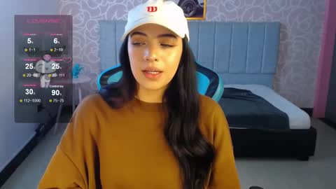 Snapshot of ninfa_ch chatting on January 9, 2025, 8:44 pm Ninfa  online show from January 9, 2025, 8:44 pm