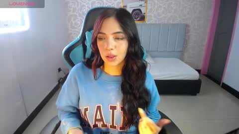 Snapshot of ninfa_ch chatting on January 14, 2025, 11:20 am Ninfa  online show from January 14, 2025, 11:20 am