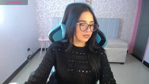 Snapshot of ninfa_ch chatting on January 28, 2025, 11:17 am Ninfa  online show from January 28, 2025, 11:17 am