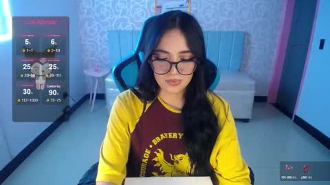 Snapshot of ninfa_ch chatting on February 27, 2025, 4:43 pm Ninfa  online show from February 27, 2025, 4:43 pm
