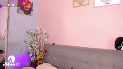 Snapshot of nini_martinii chatting on September 20, 2025, 11:11 am NINI  online show from September 20, 2025, 11:11 am