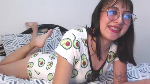 Snapshot of nirit3183 chatting on January 14, 2025, 9:45 am Daph J online show from January 14, 2025, 9:45 am