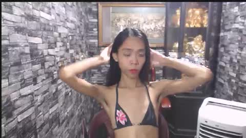 nisha_rose23 online show from May 17, 2026, 2:57 pm