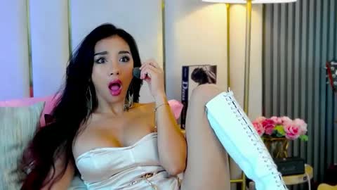 Nkkifoxxx online show from April 3, 2026, 3:04 am