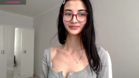 Niu online show from March 24, 2026, 3:22 am