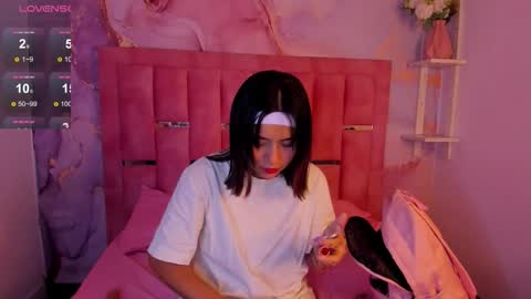 Snapshot of nixielee__ chatting on September 28, 2025, 2:50 am Nixie online show from September 28, 2025, 2:50 am