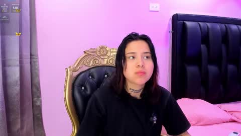 Snapshot of nixielee__ chatting on October 13, 2025, 12:38 pm Nixie online show from October 13, 2025, 12:38 pm