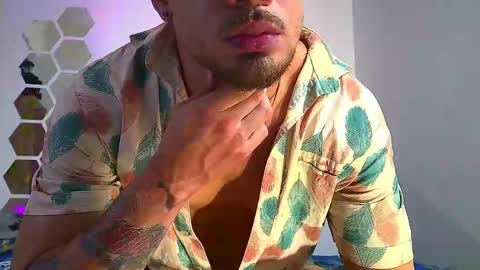 Snapshot of nixon347932 chatting on December 12, 2024, 3:54 am Nicolas Muscle online show from December 12, 2024, 3:54 am