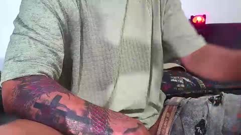Snapshot of nixon347932 chatting on January 21, 2025, 9:03 am Nicolas Muscle online show from January 21, 2025, 9:03 am