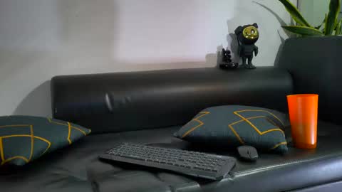 Snapshot of nixon347932 chatting on October 17, 2025, 7:49 pm Nicolas Muscle online show from October 17, 2025, 7:49 pm