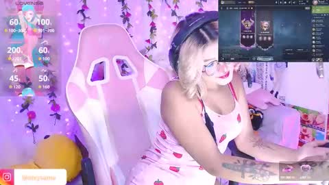 Snapshot of nixy_sama chatting on October 14, 2025, 8:53 pm Nixy Sama online show from October 14, 2025, 8:53 pm