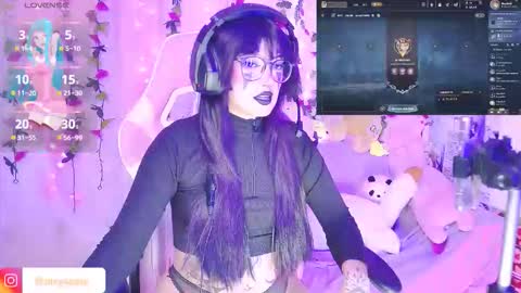 Snapshot of nixy_sama chatting on November 8, 2025, 11:14 pm Nixy Sama online show from November 8, 2025, 11:14 pm